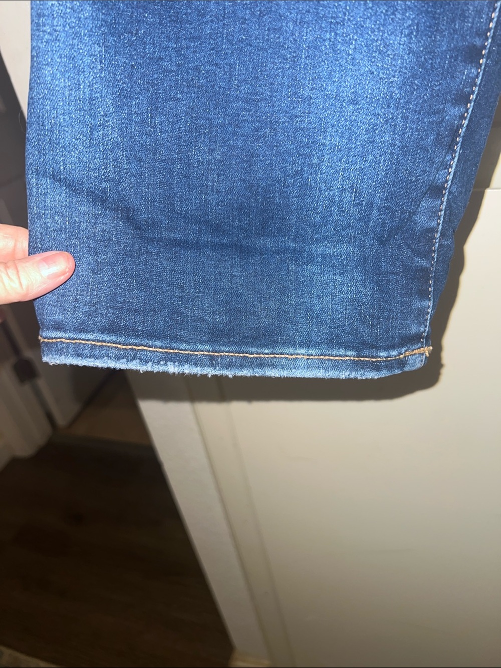 Good American Women's Dark Blue Stretch Denim Jeans - Picture 5 of 8